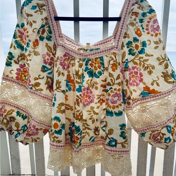 Boho Floral Christian Soriano Square-Neck Peasant Top in Cream - Picture 3 of 8